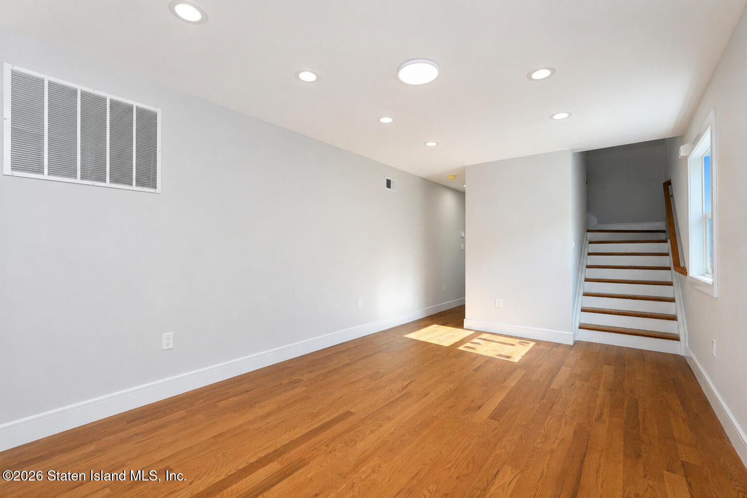 210 Holden Boulevard Image 4