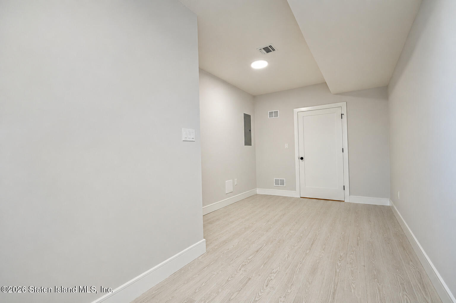 212 Holden Boulevard, Staten Island, NY, 10314 image 22