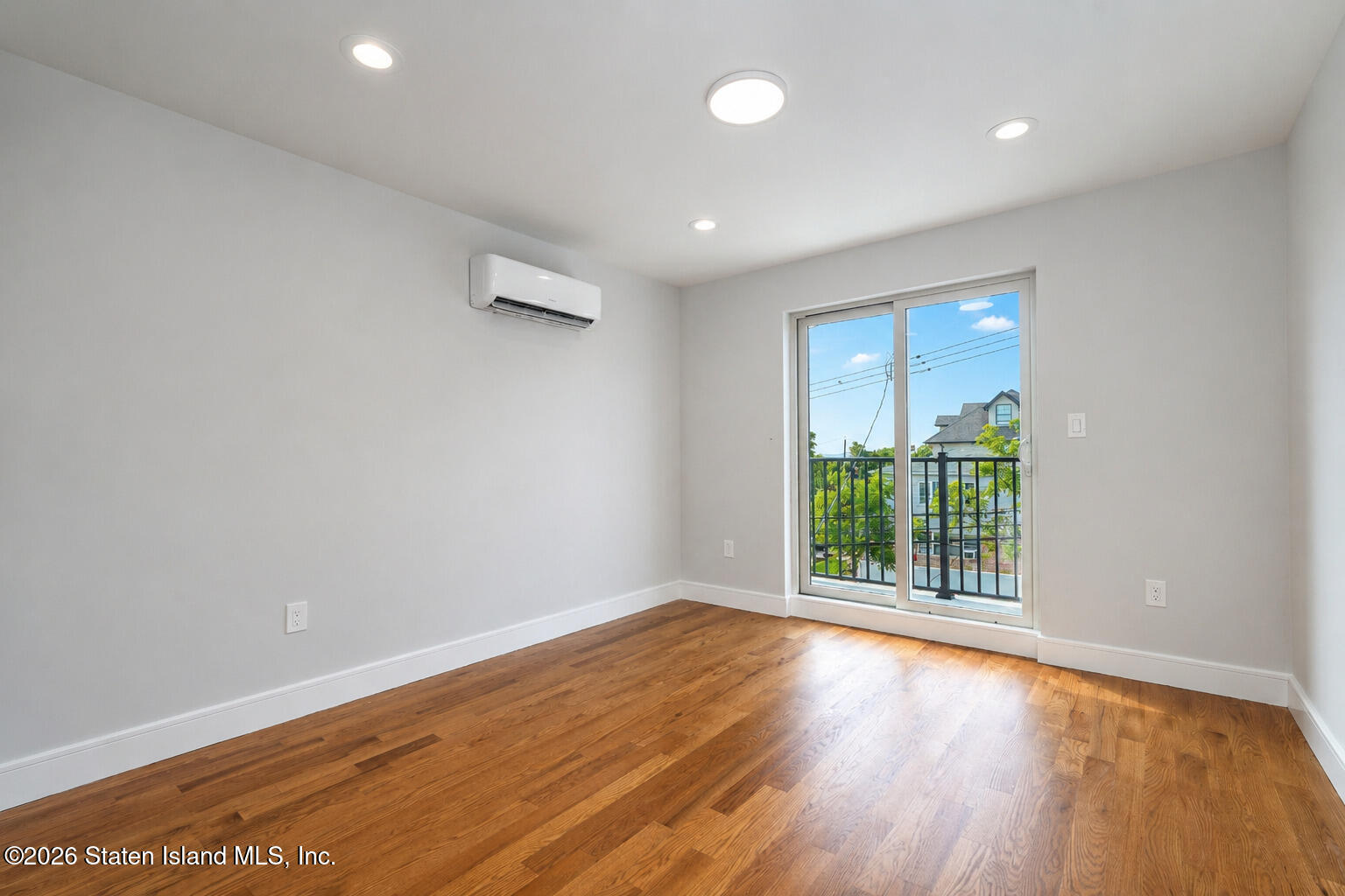 212 Holden Boulevard, Staten Island, NY, 10314 image 36