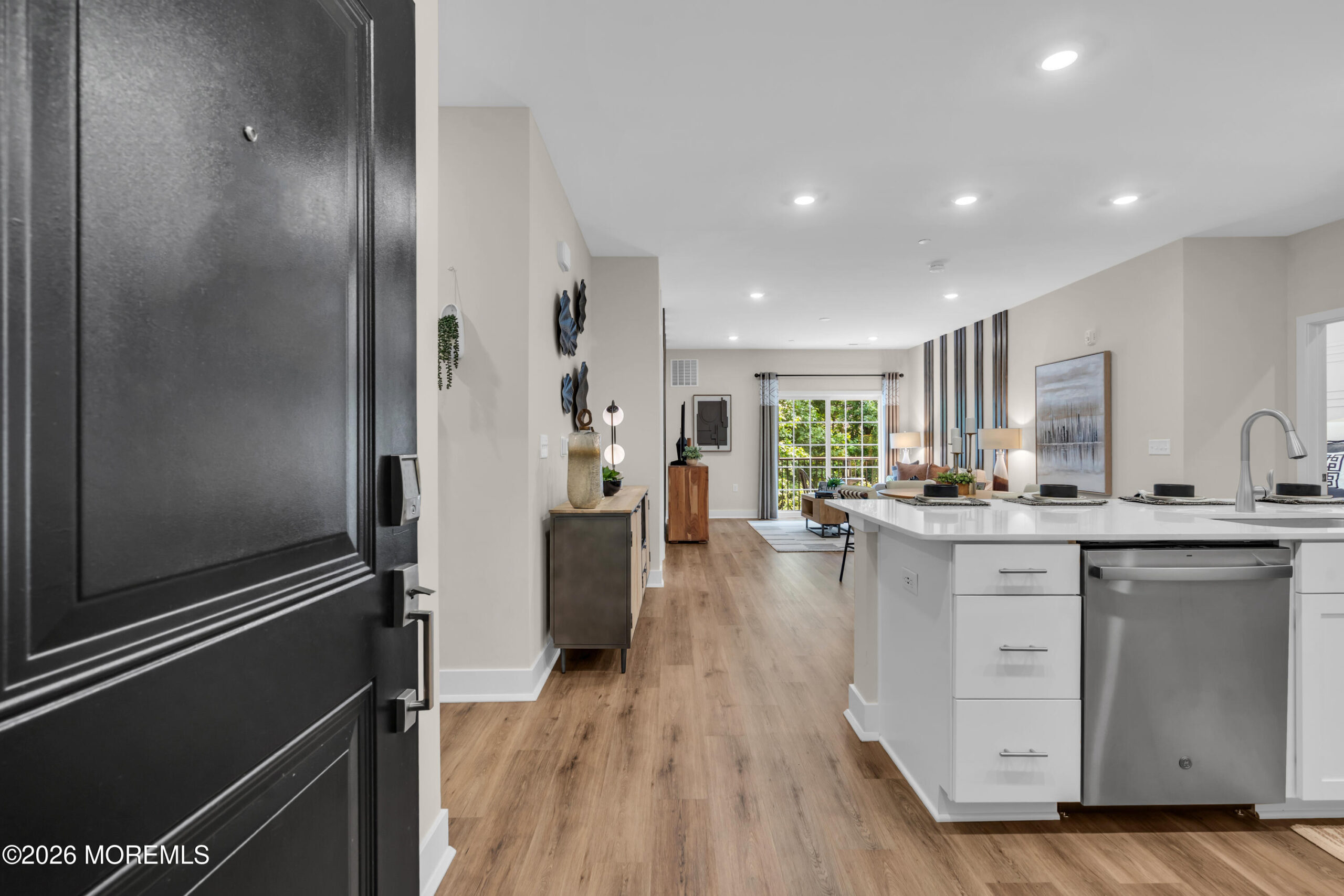 29209 Radford Court Image 1