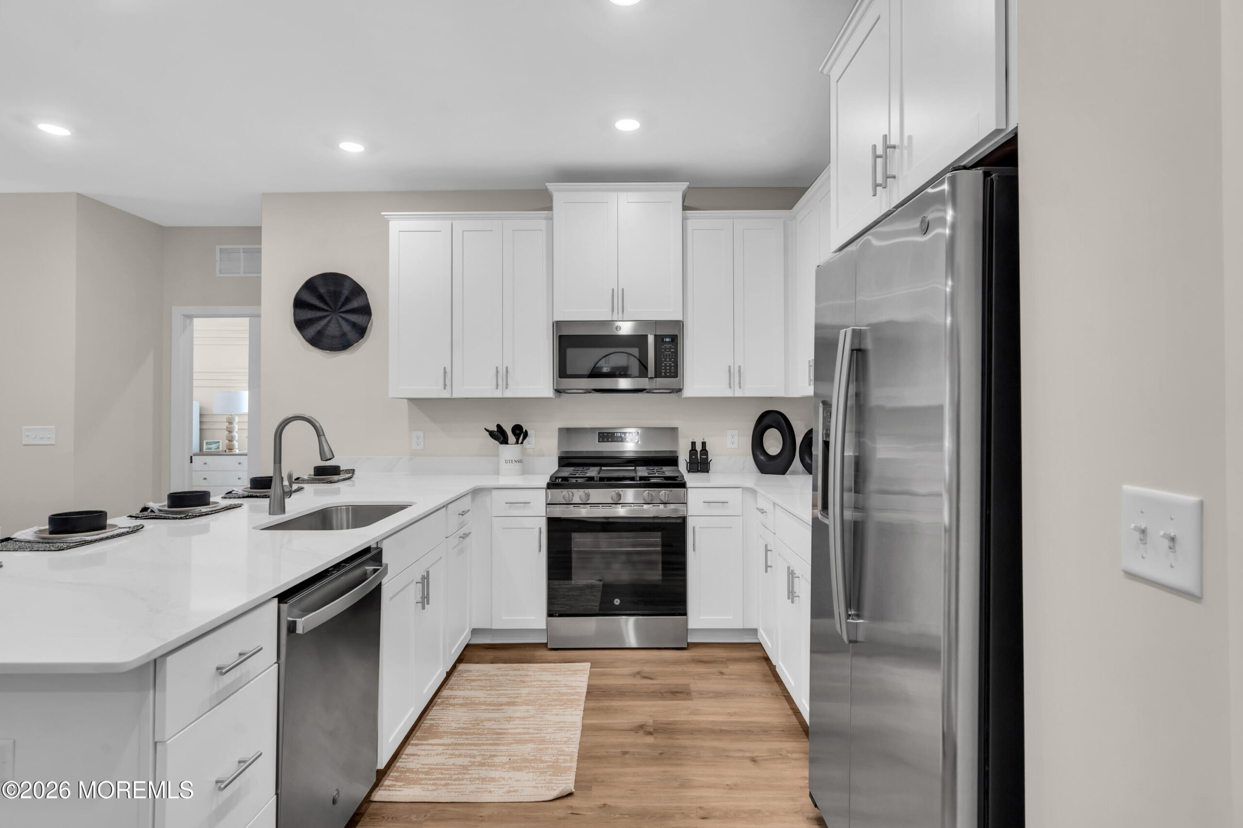 29209 Radford Court Image 2
