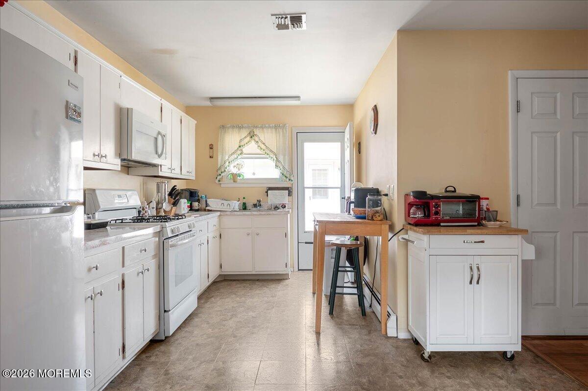 1844 Mount Everest Lane, Toms River, NJ, 08753 image 6