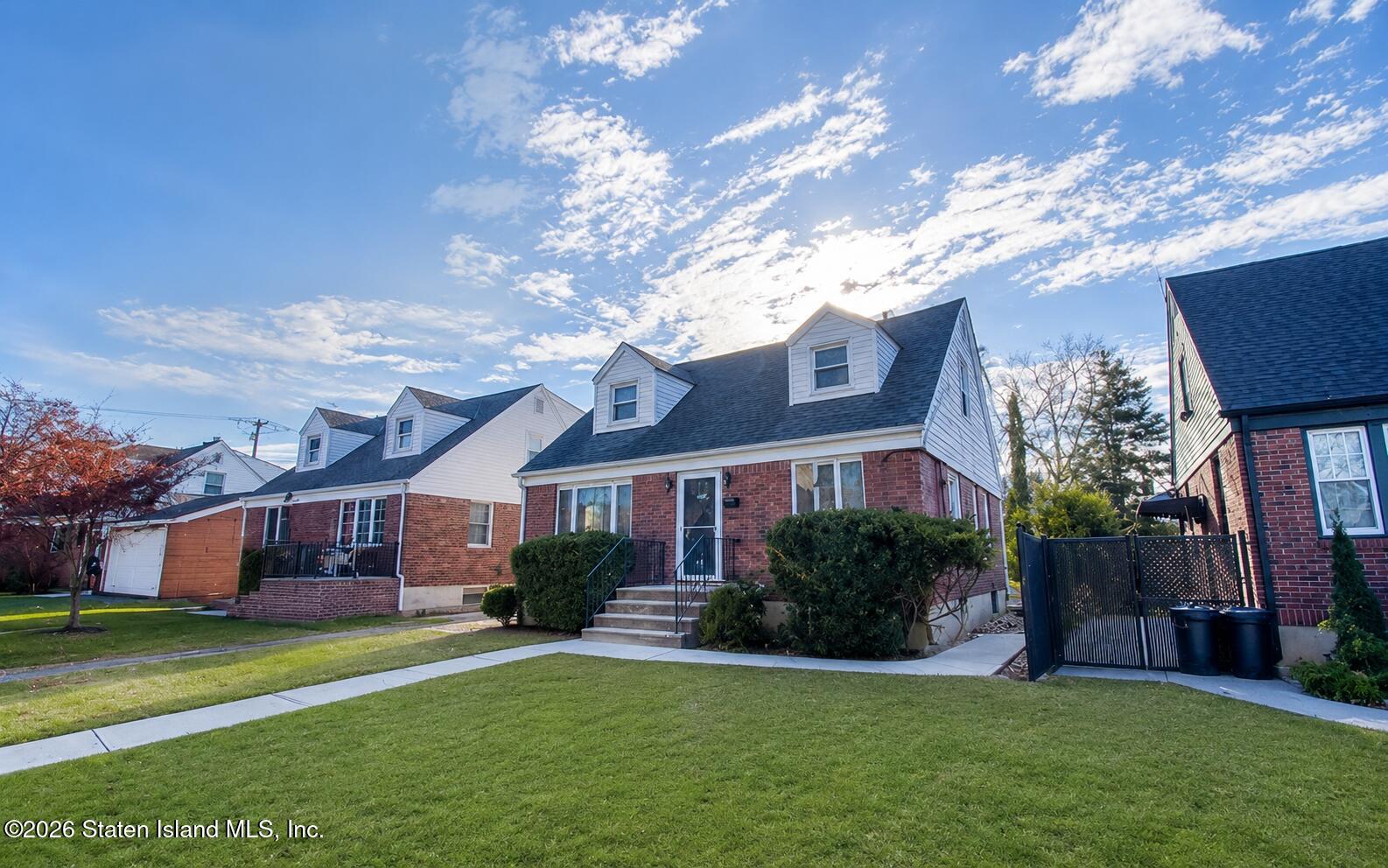 126 Goodwin Avenue Image 1
