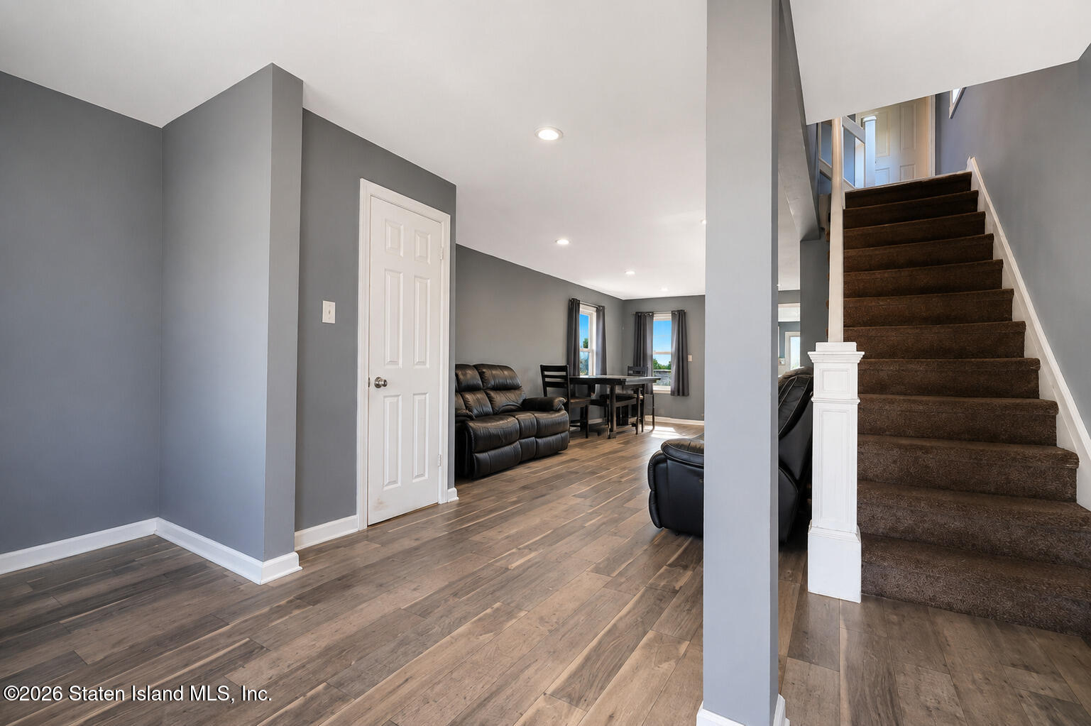 28 Lockman Avenue Image 2