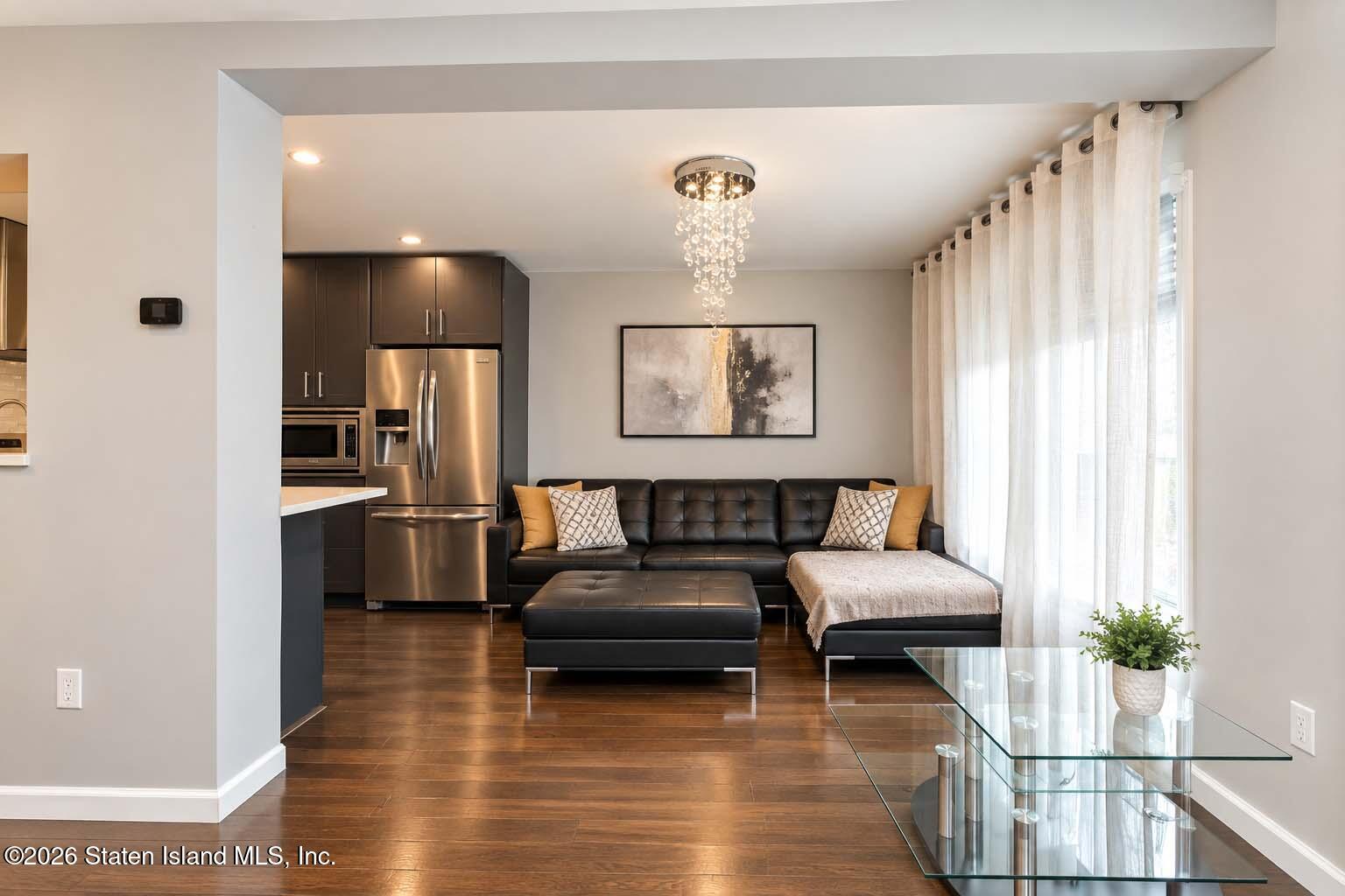 660 Ilyssa Way, Staten Island, NY, 10312 image 15