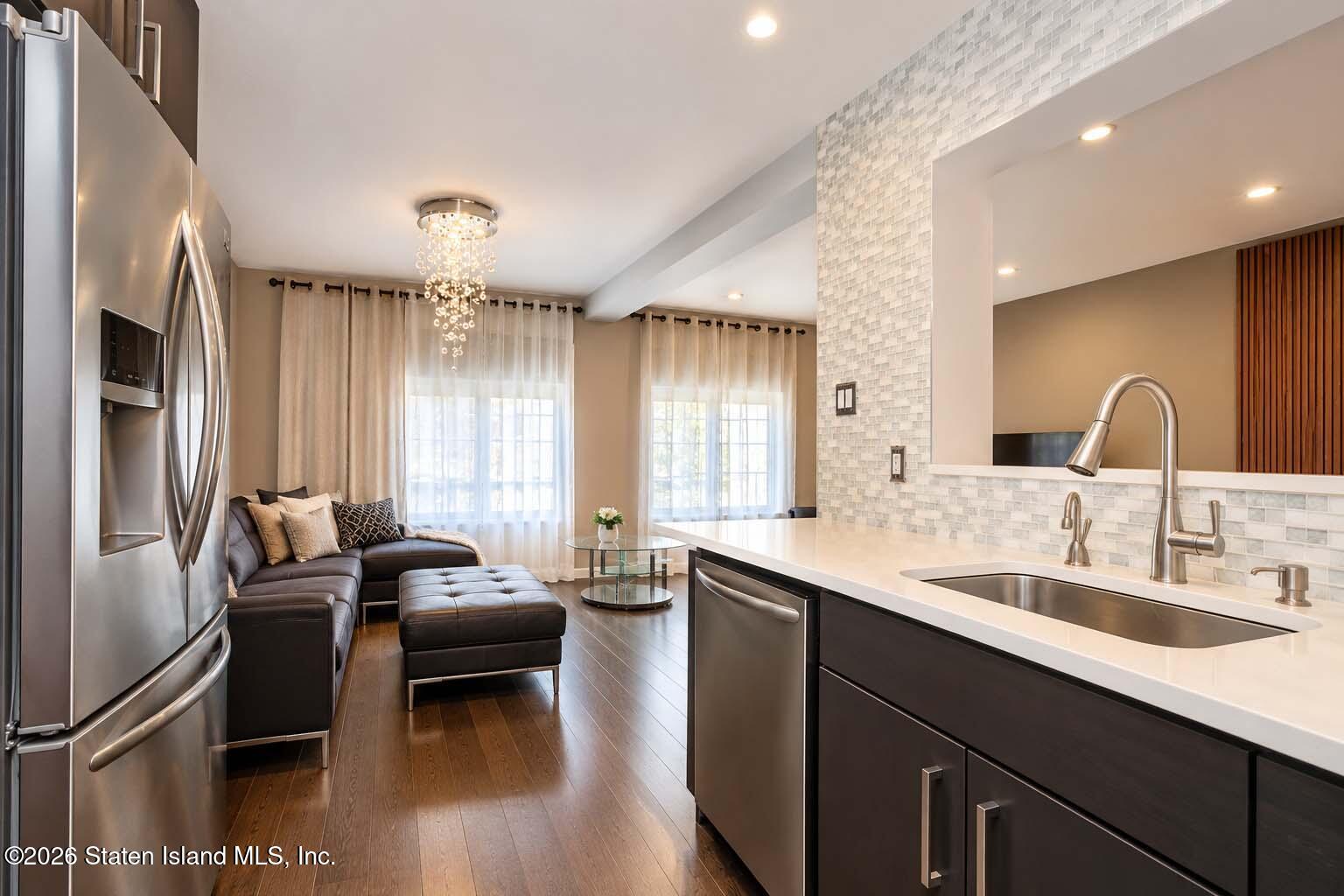 660 Ilyssa Way, Staten Island, NY, 10312 image 18