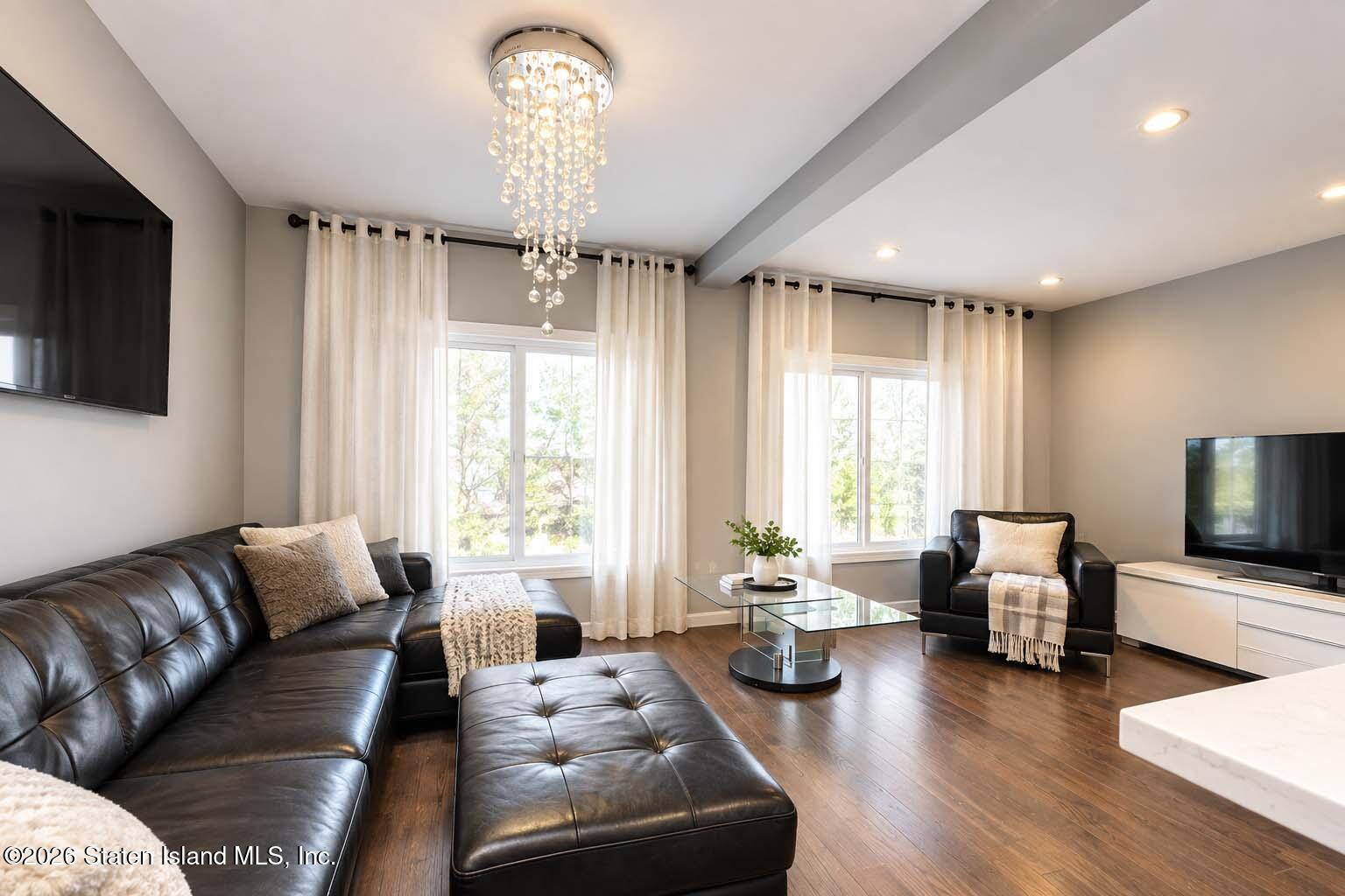 660 Ilyssa Way, Staten Island, NY, 10312 image 20