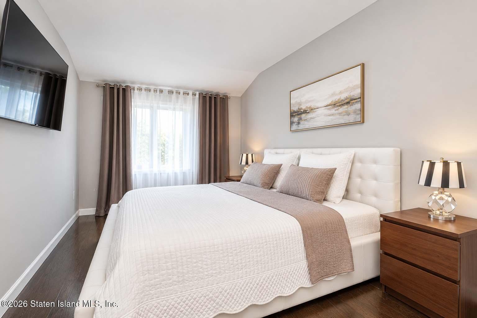 660 Ilyssa Way, Staten Island, NY, 10312 image 22