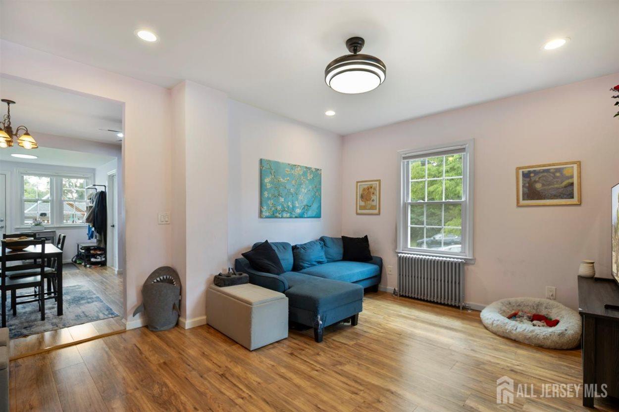 625 2nd Street Image 4