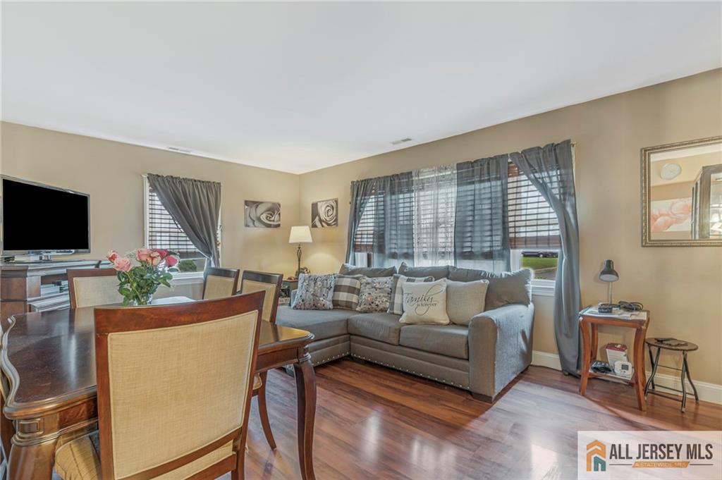21 Louis Avenue, Middlesex, NJ, 08846 image 11