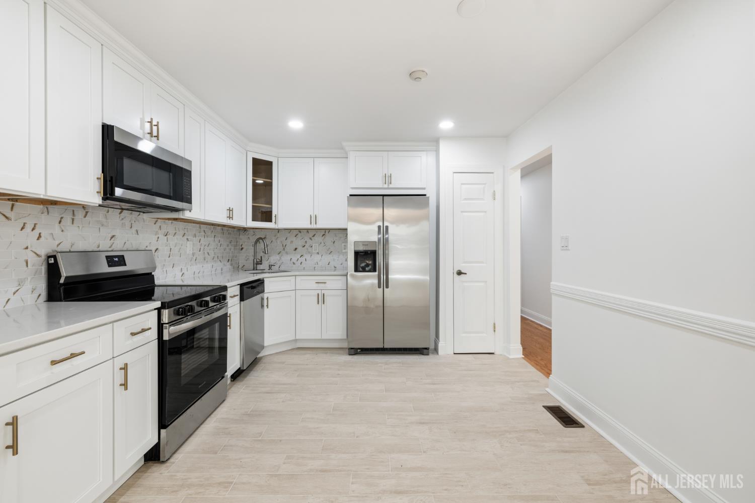 9 Melborn Drive B, Monroe, NJ, 08831 image 16