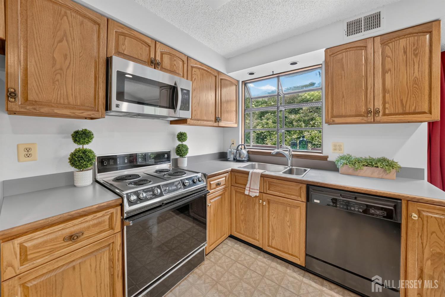 461 Sayre Drive, Plainsboro, NJ, 08540 image 21