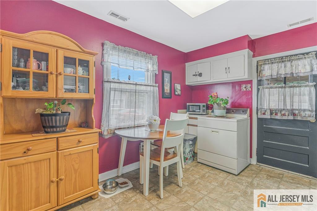 21 Louis Avenue, Middlesex, NJ, 08846 image 6