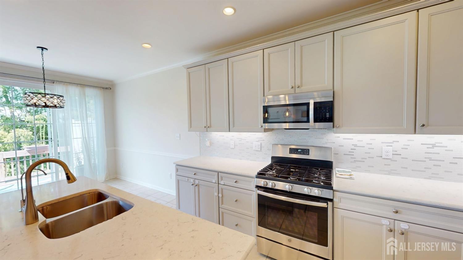 44 Begonia Lane, Monroe, NJ, 08831 image 15