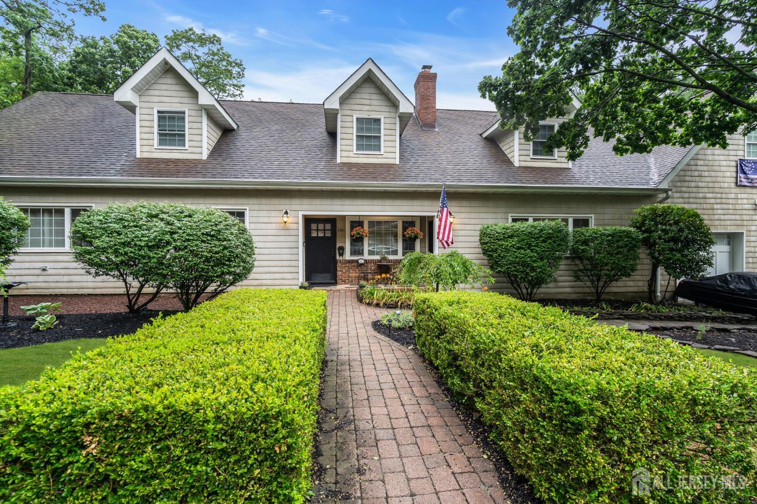 266 Orchard Avenue Image 1