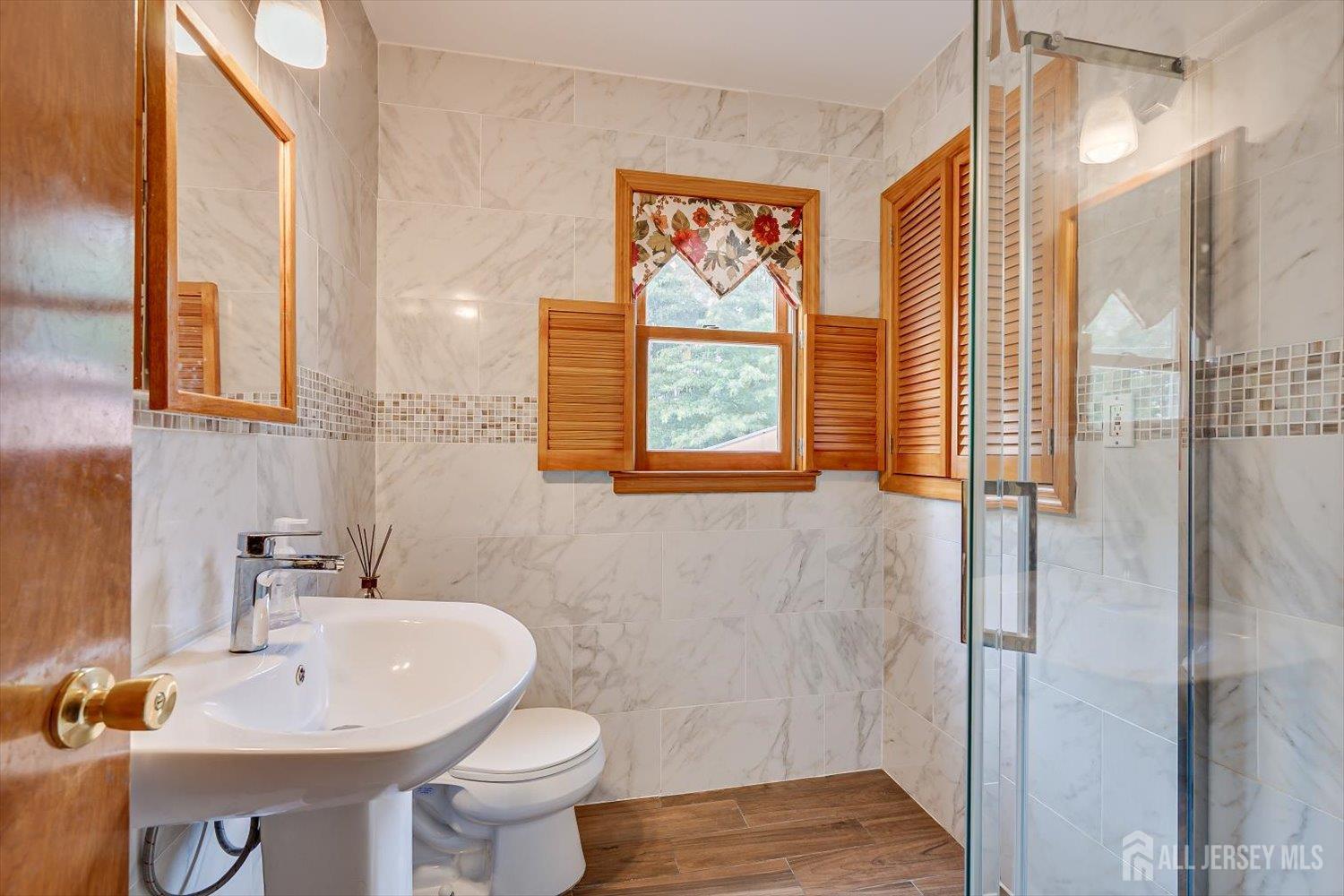 979 Wood Avenue, Edison, NJ, 08820 image 16