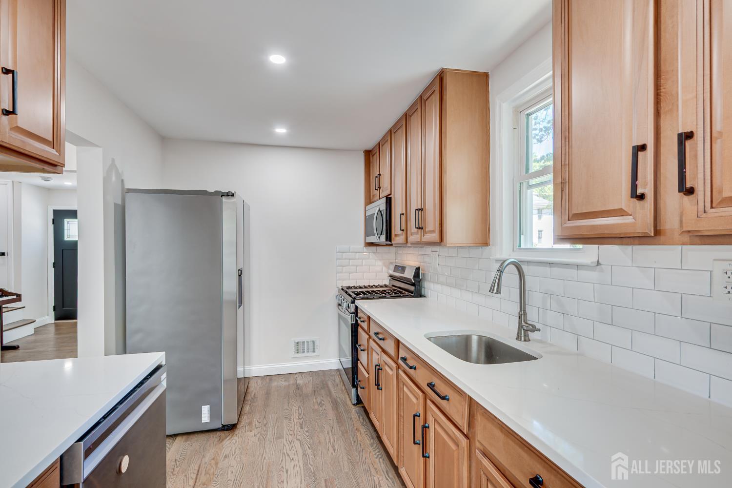 34 James Place, Metuchen, NJ, 08840 image 14