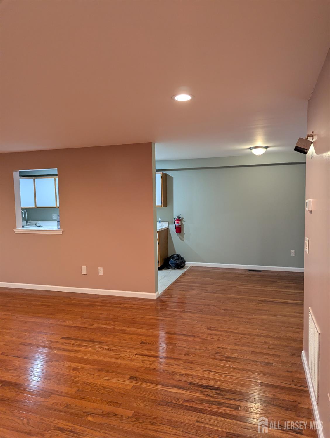 316 VENTNOR Court, Piscataway, NJ, 08854 image 16