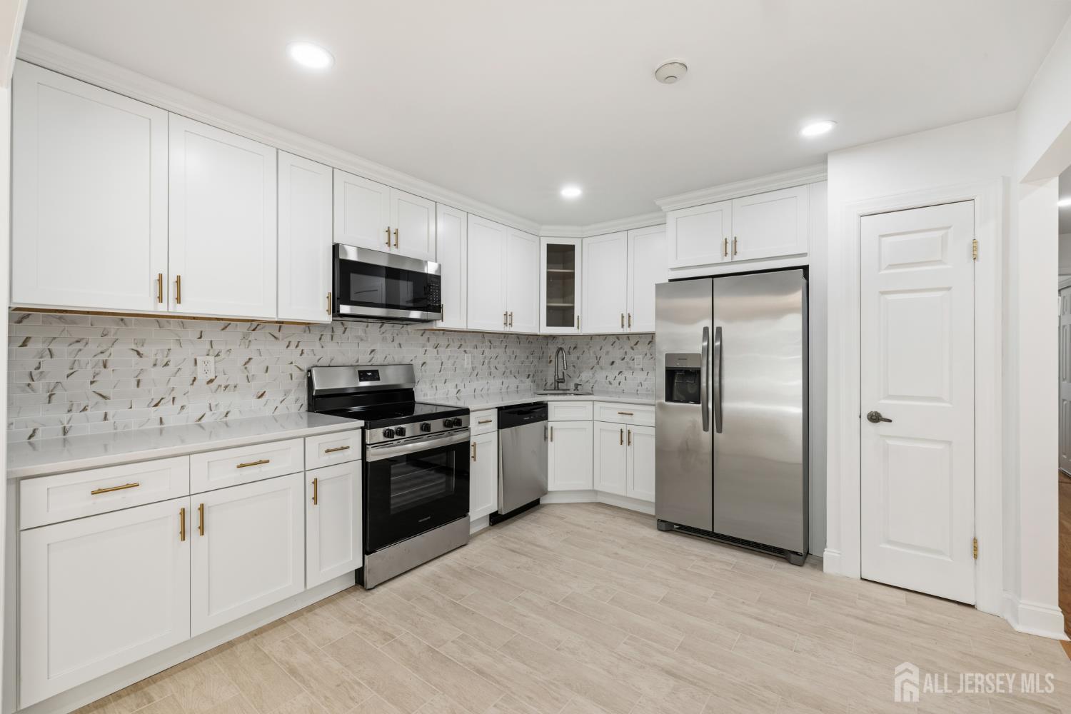 9 Melborn Drive B, Monroe, NJ, 08831 image 15