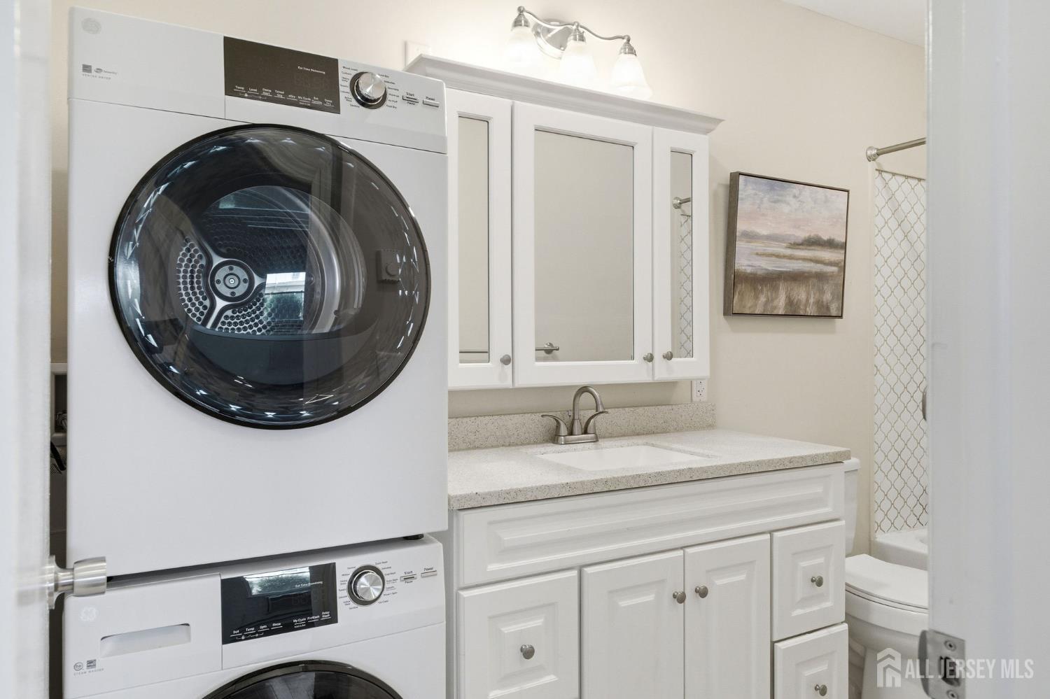 89 white Street c, Eatontown, NJ, 07724 image 15