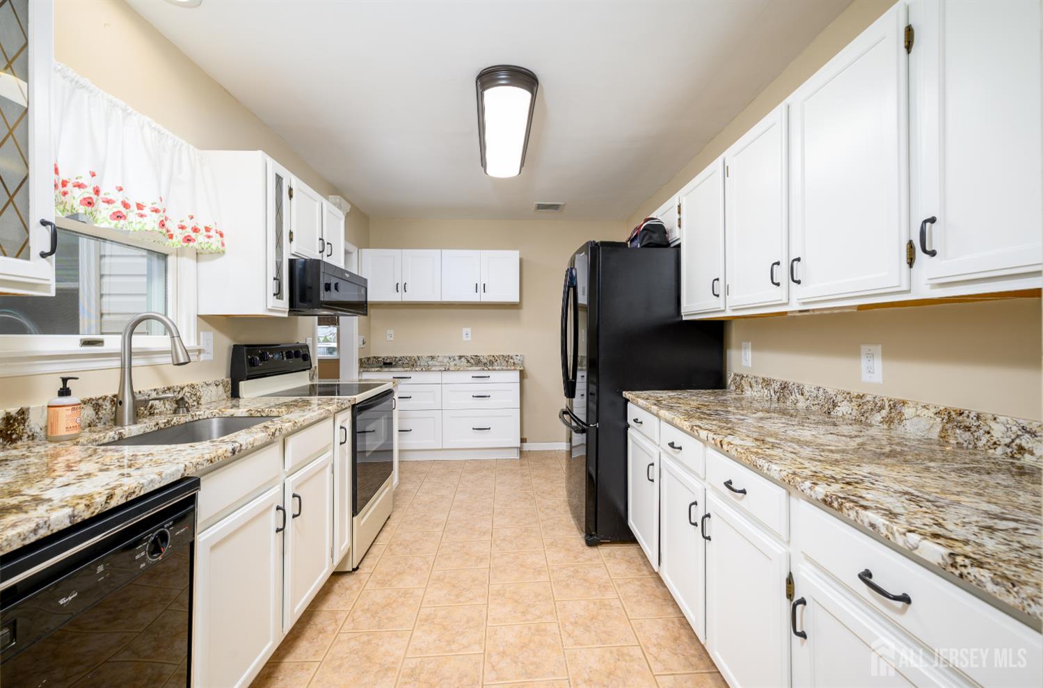 65 Wilson Road, Franklin Twsp, NJ, 08873 image 8
