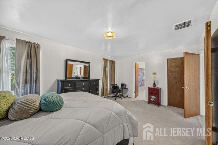 116 Wainwright Drive, Old Bridge, NJ, 07747 image 16