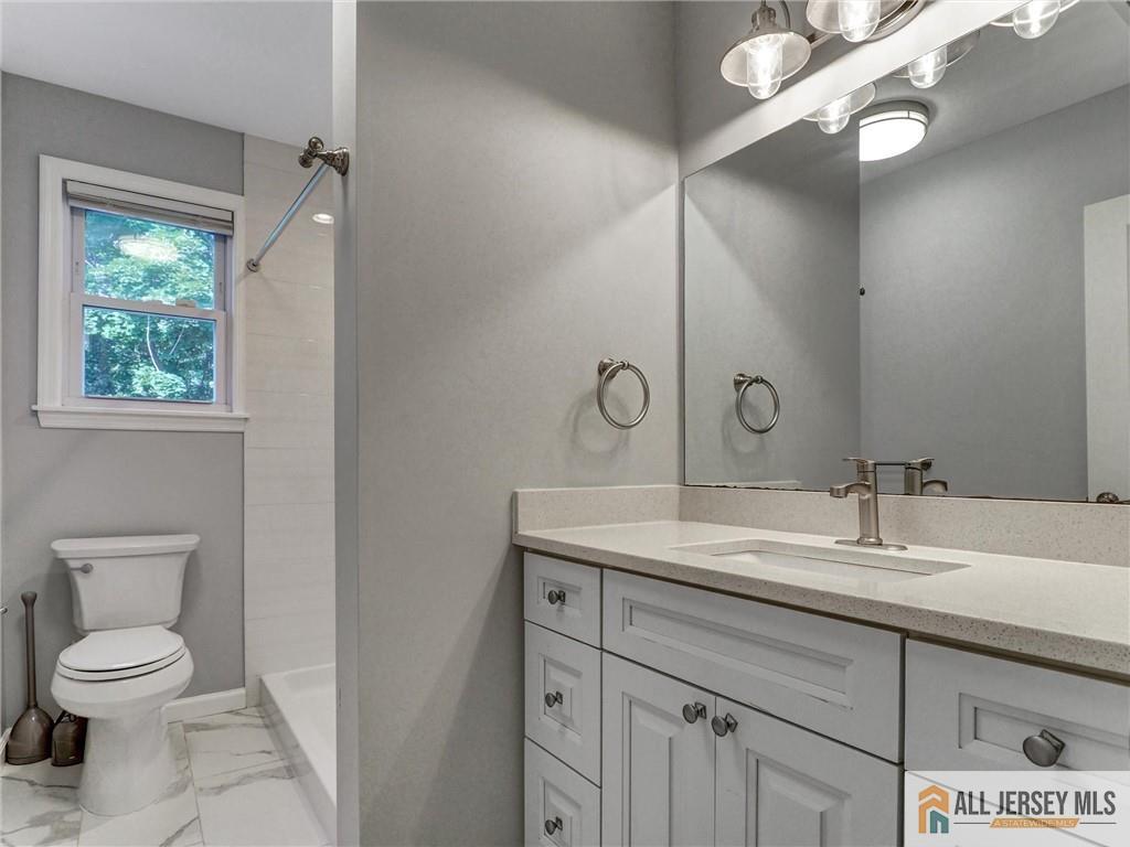 170 Prospect Avenue, Edison, NJ, 08817 image 25