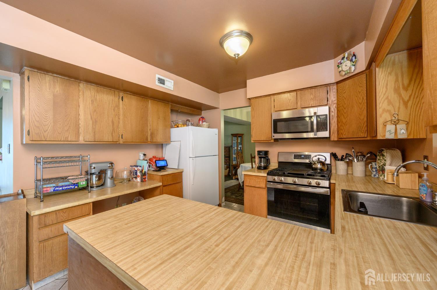 20 Snowdrift Lane, Howell, NJ, 07731 image 11