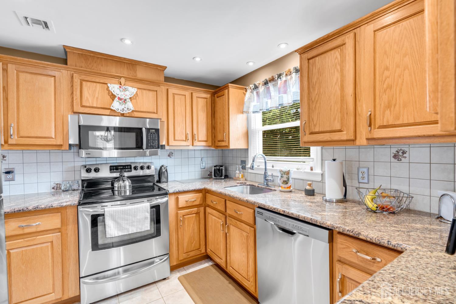 194 Madison Lane N, Monroe, NJ, 08831 image 6