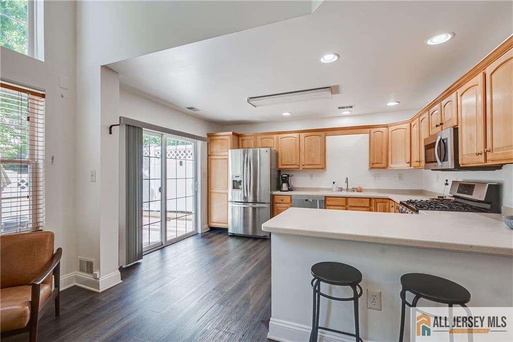 403 Somerset Court, South Brunswick, NJ, 08540 image 15