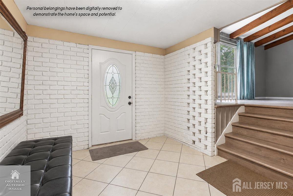233 Cindy Street Image 3