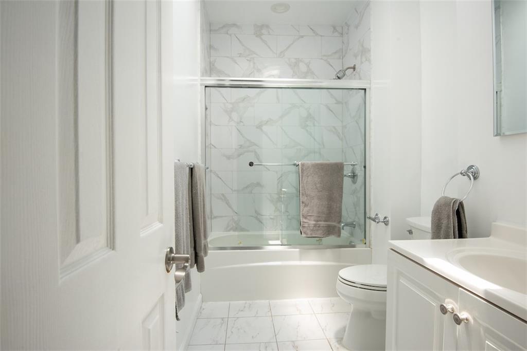 91 Circle Loop Circle, Staten  Island, New York, 10304 image 12