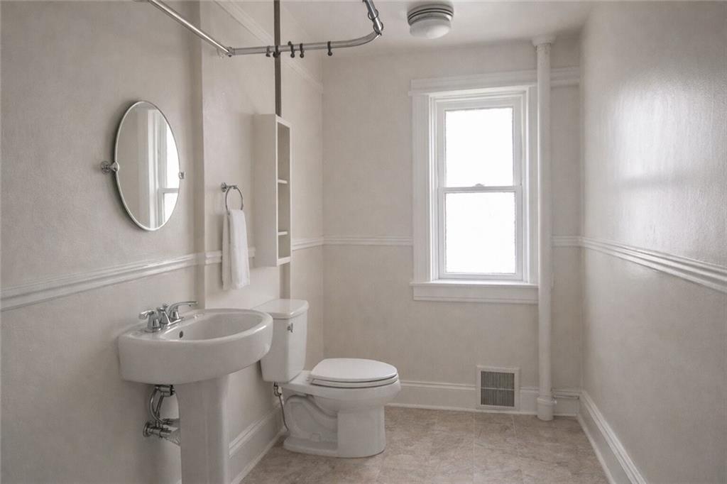 605 41st Street E, Brooklyn, New York, 11232 image 6