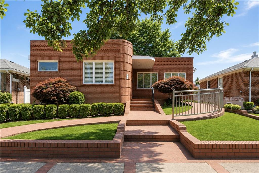 2154 East 63rd Street Image 5