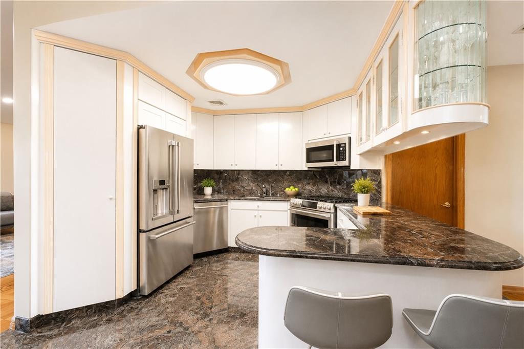2154 East 63rd Street, Brooklyn, New York, 11234 image 12