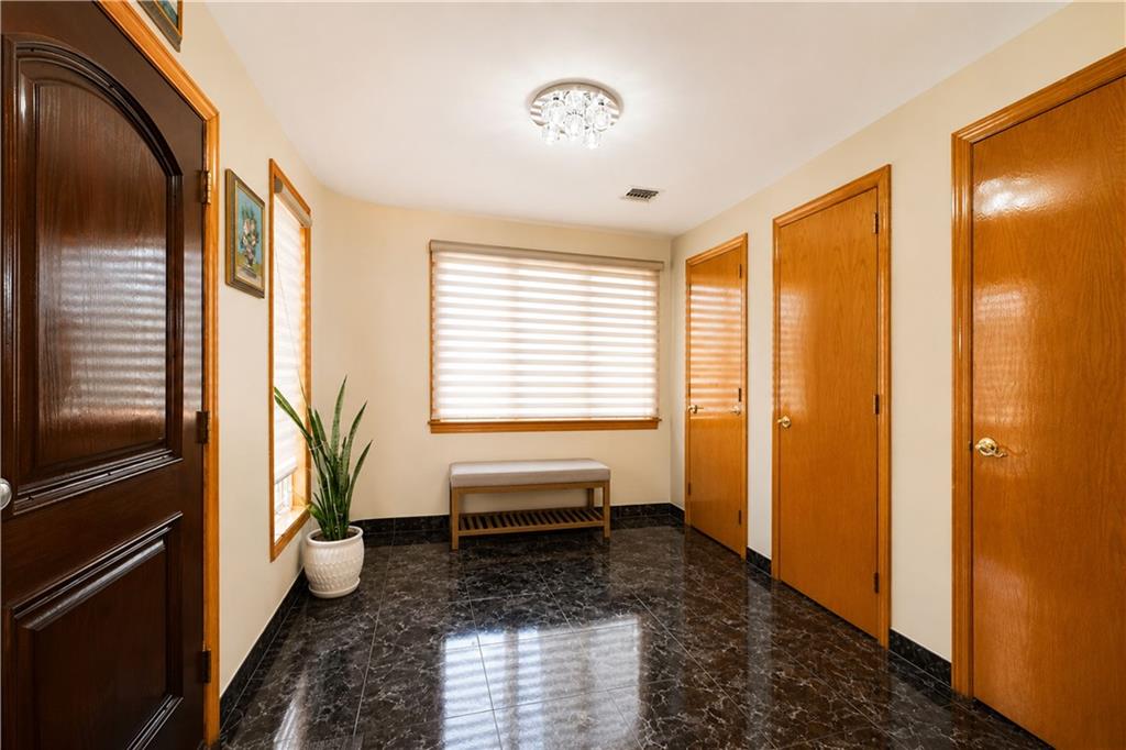 2154 East 63rd Street Image 4