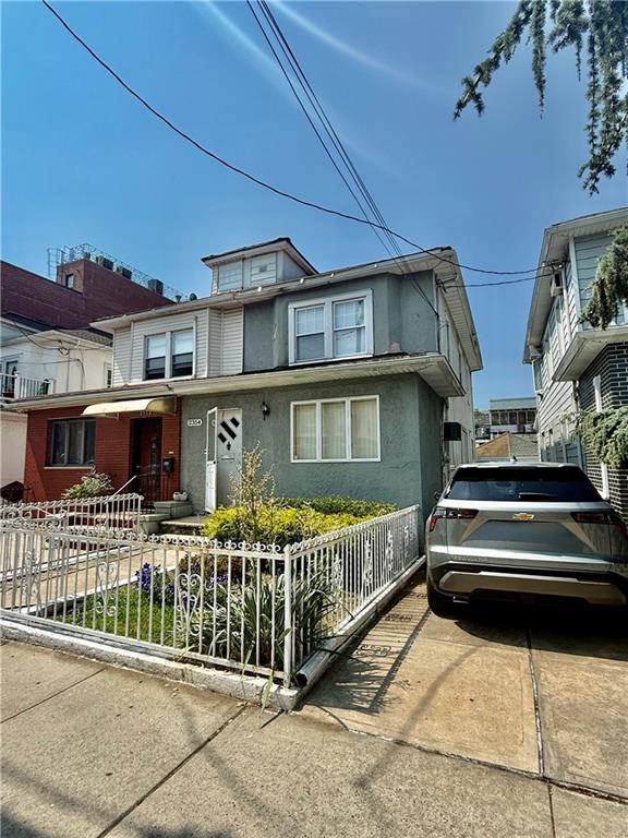 2354 85th Street Image 4