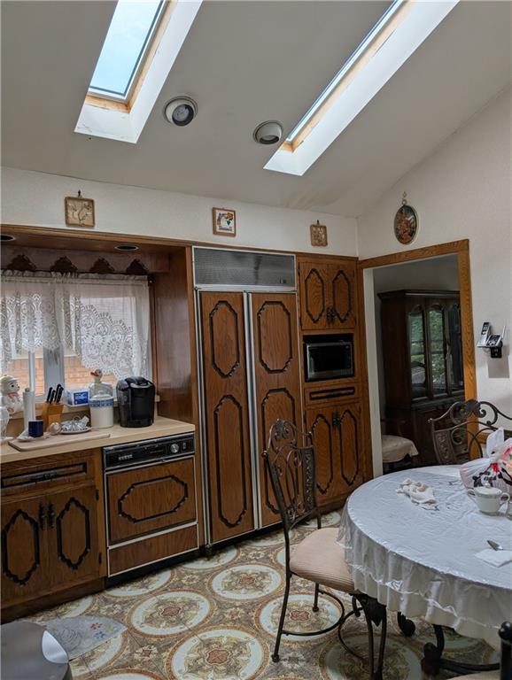 653 Hylan Boulevard, Staten  Island, New York, 10305 image 12