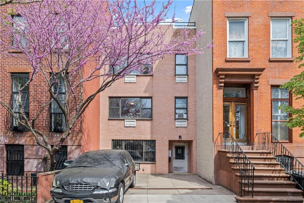 63 Jefferson Avenue, Brooklyn, New York, 11216