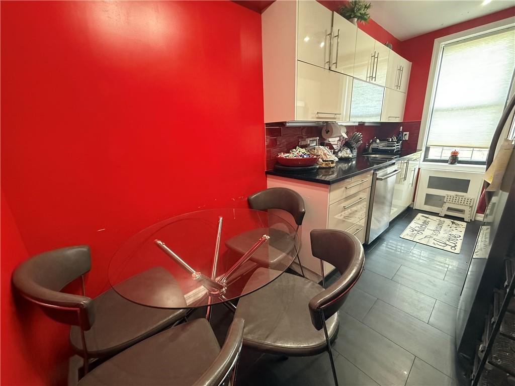2685 East 7th Street 4K Image 3