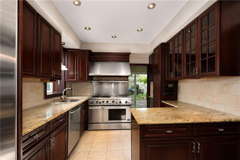 30 East Buchanan Street, Staten  Island, New York, 10301 image 13