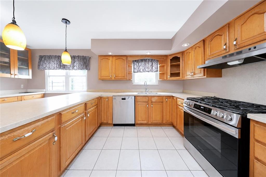 41 Ibsen Avenue, Staten  Island, New York, 10312 image 12