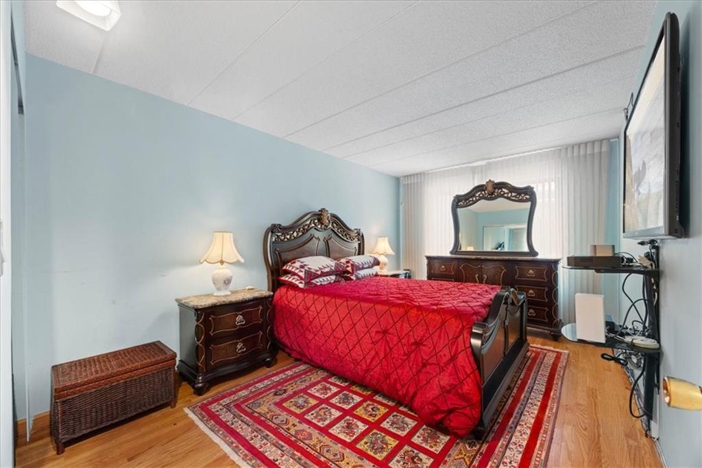10849 Seaview Avenue 29C, Brooklyn, New York, 11236 image 15