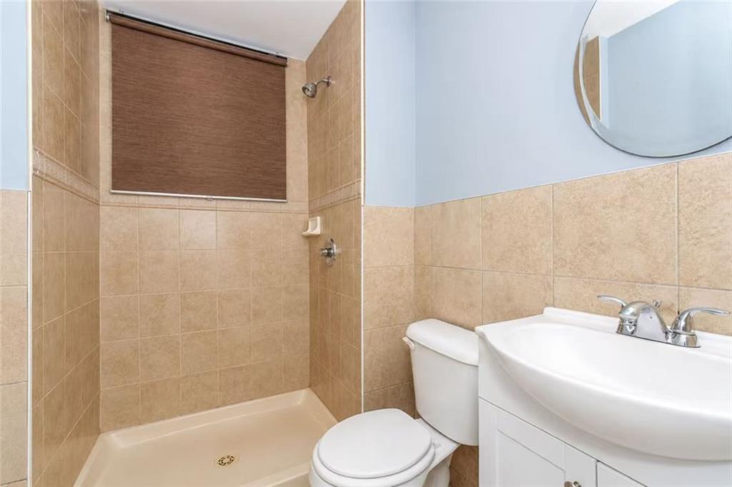 23 Saxon Avenue Image 3