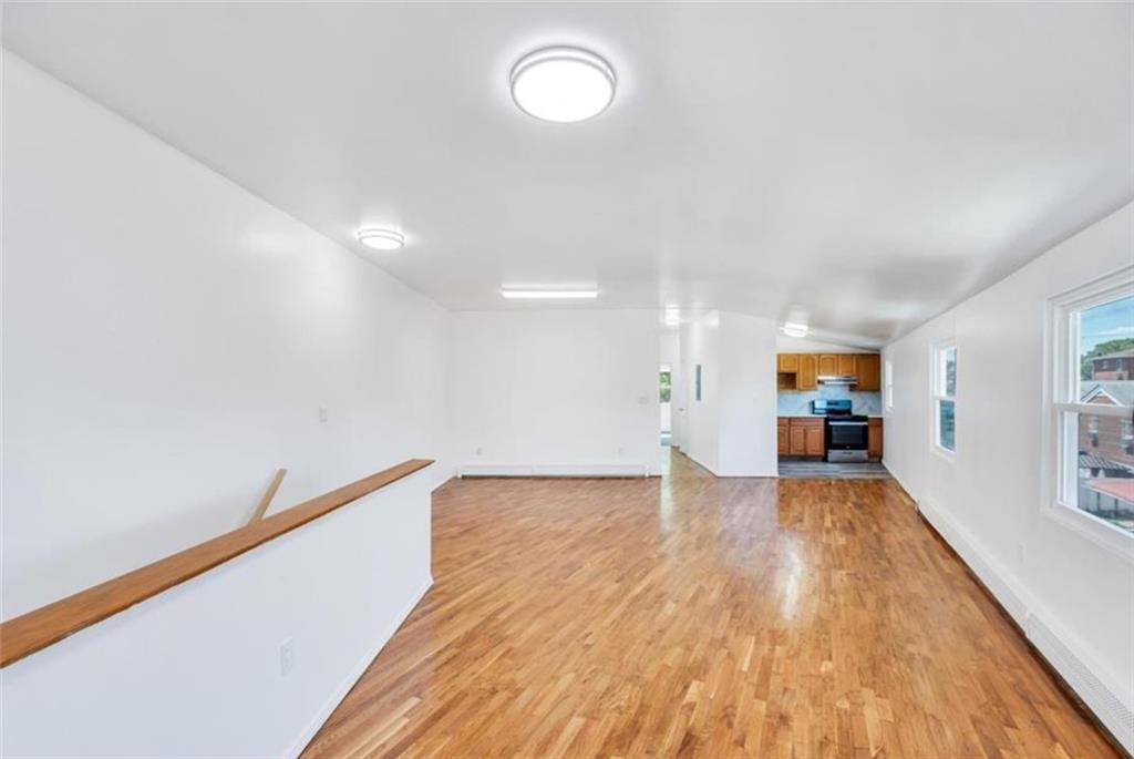 14014 Charles Lane Image 1