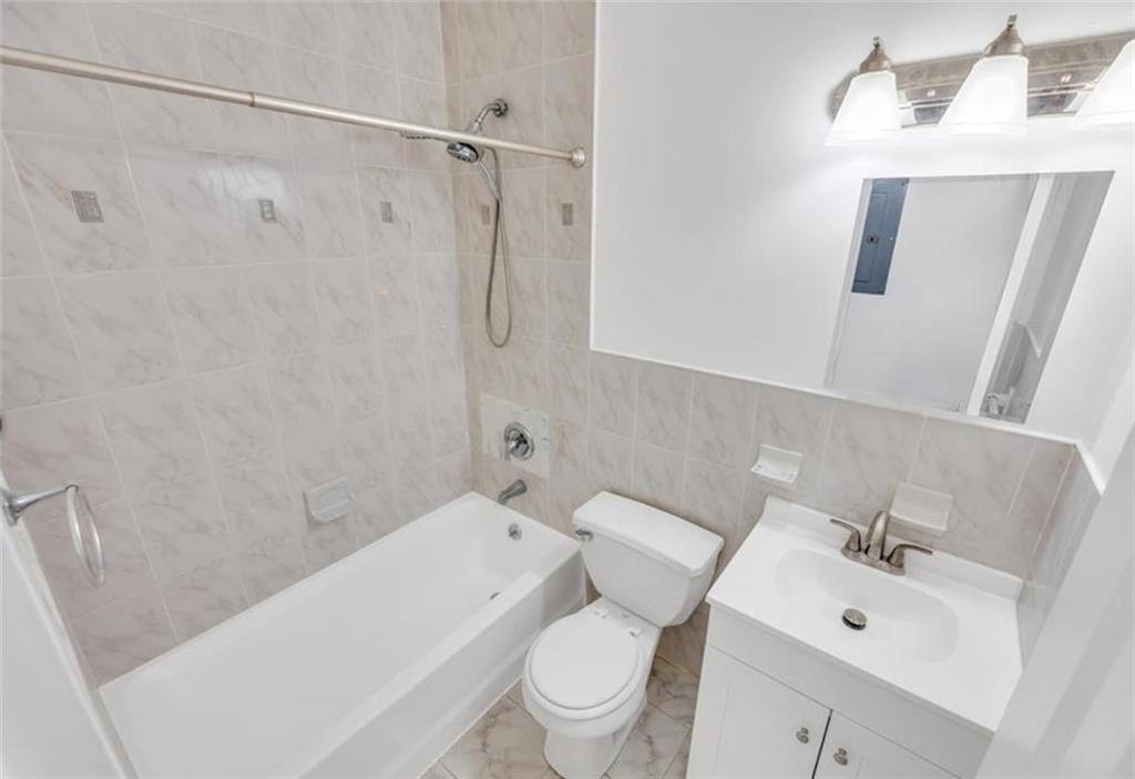 14014 Charles Lane, Springfield Gardens, New York, 11413 image 8