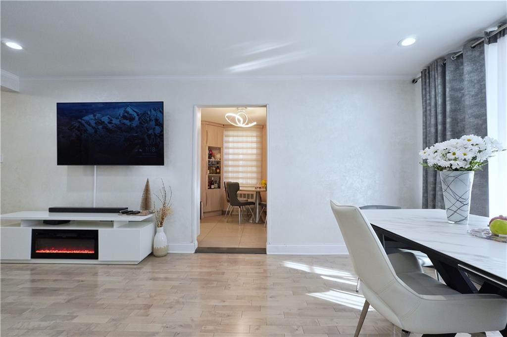 2711 Avenue X F2 Image 3
