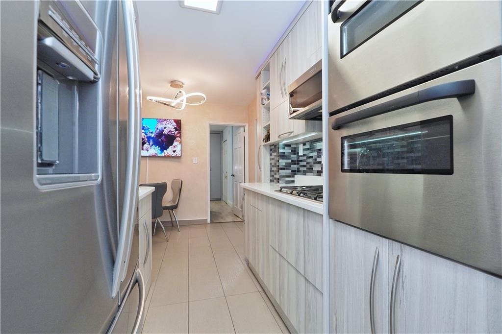 2711 Avenue X F2, Brooklyn, New York, 11235 image 16