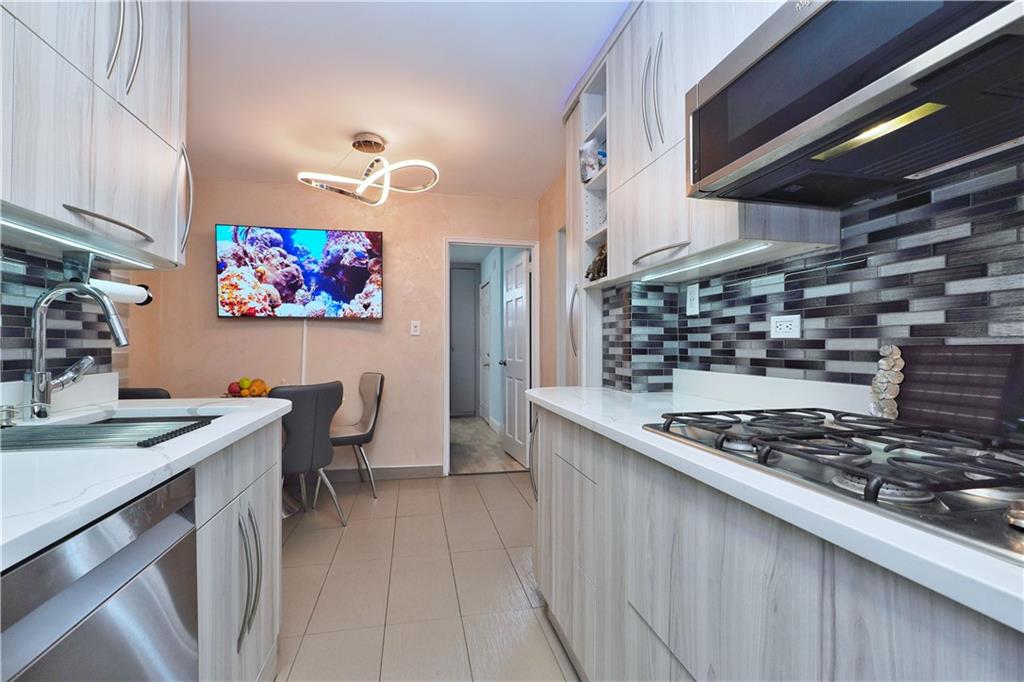2711 Avenue X F2, Brooklyn, New York, 11235 image 18