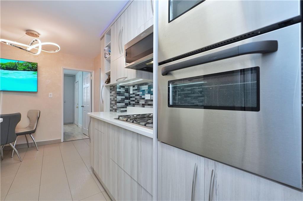 2711 Avenue X F2, Brooklyn, New York, 11235 image 19